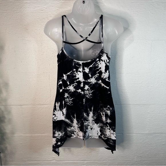 Tie dye baphomet tank top - Picture 3 of 8